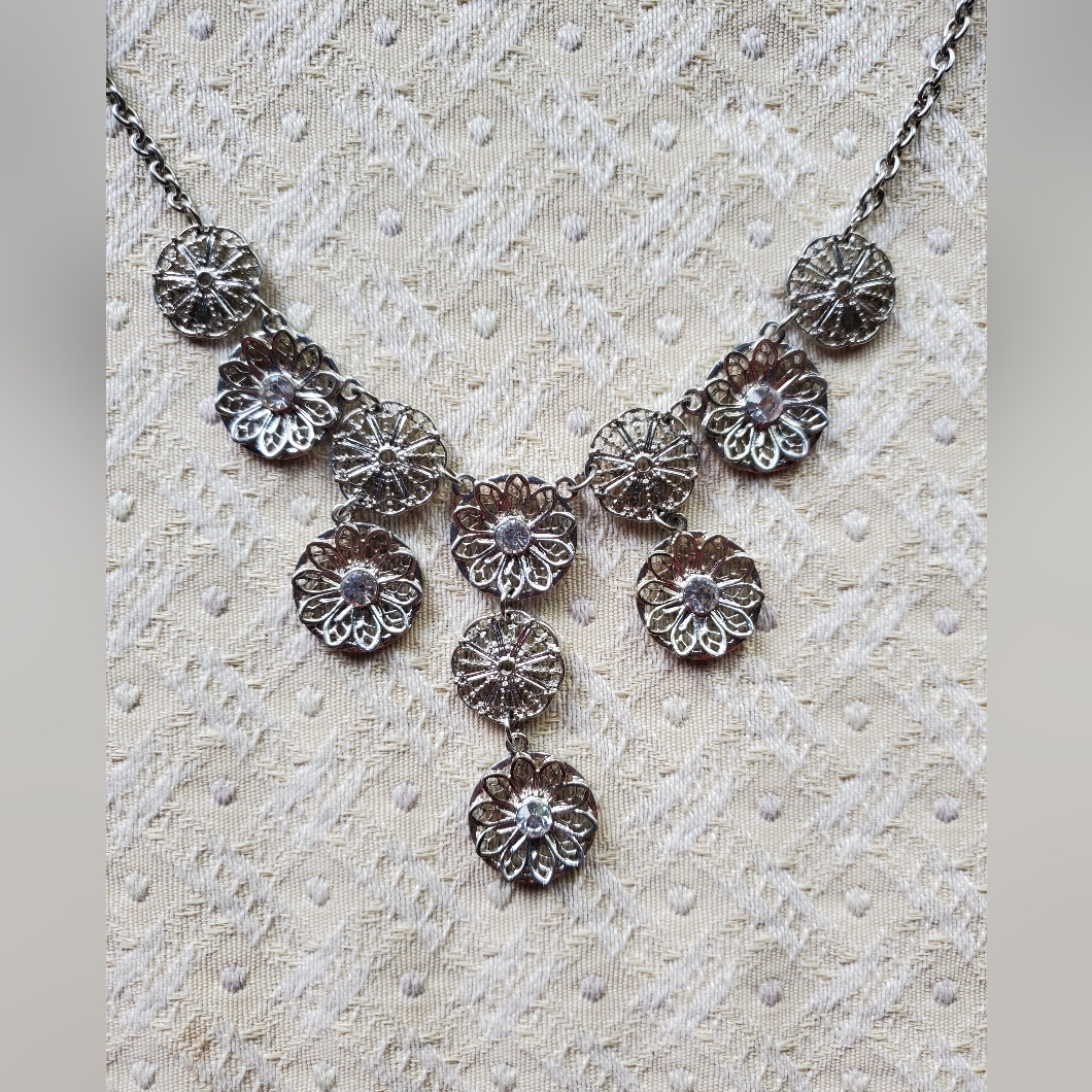 Charming Charlie Silver Necklace 8$